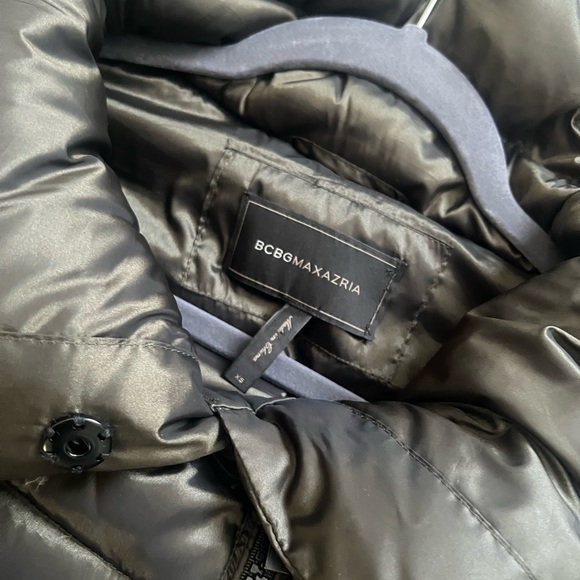 BCBGMAXAZRIA Women's Puffer with Strom Cuff - XS - Picture 4 of 11